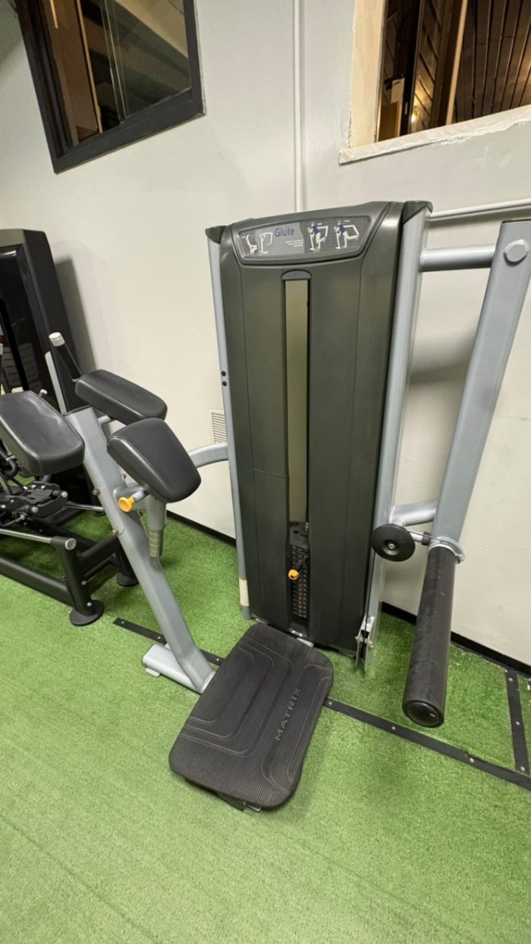 GLUTE MACHINE - MARCHIO MATRIX - foto 3