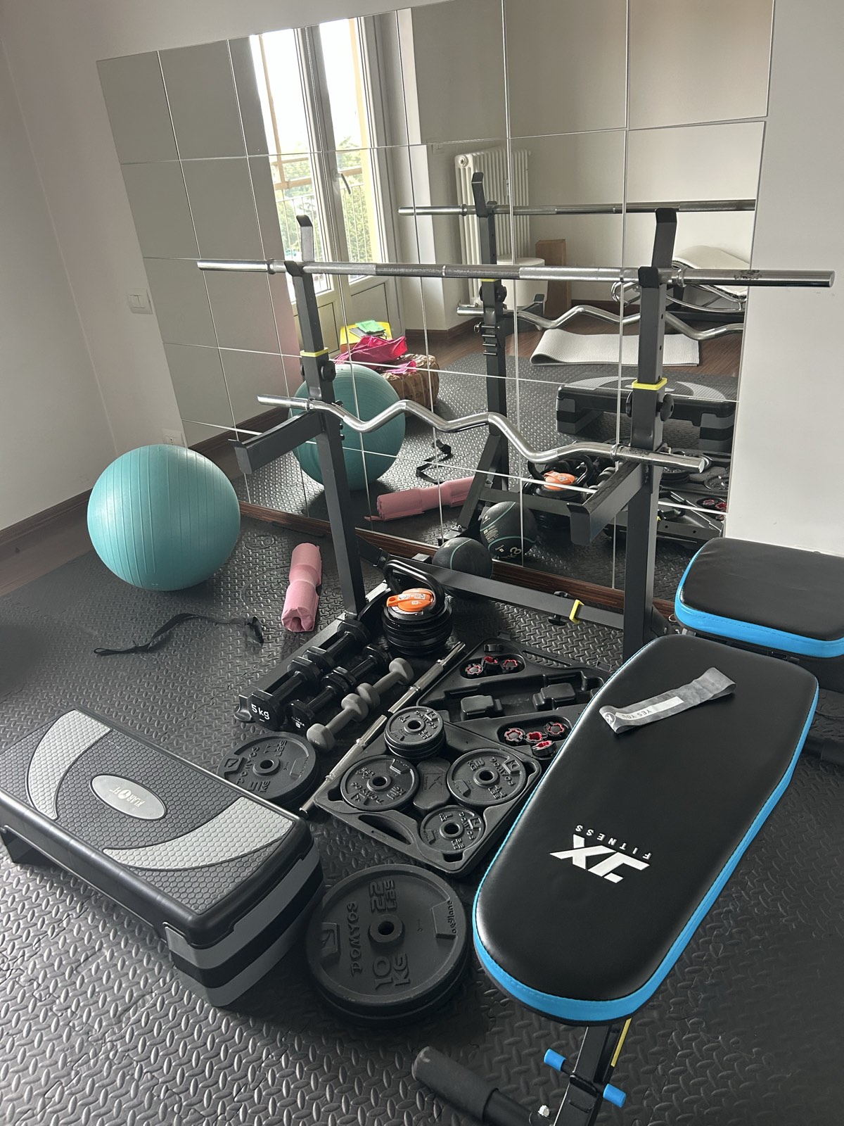 Home gym - rack e attrezzi vari