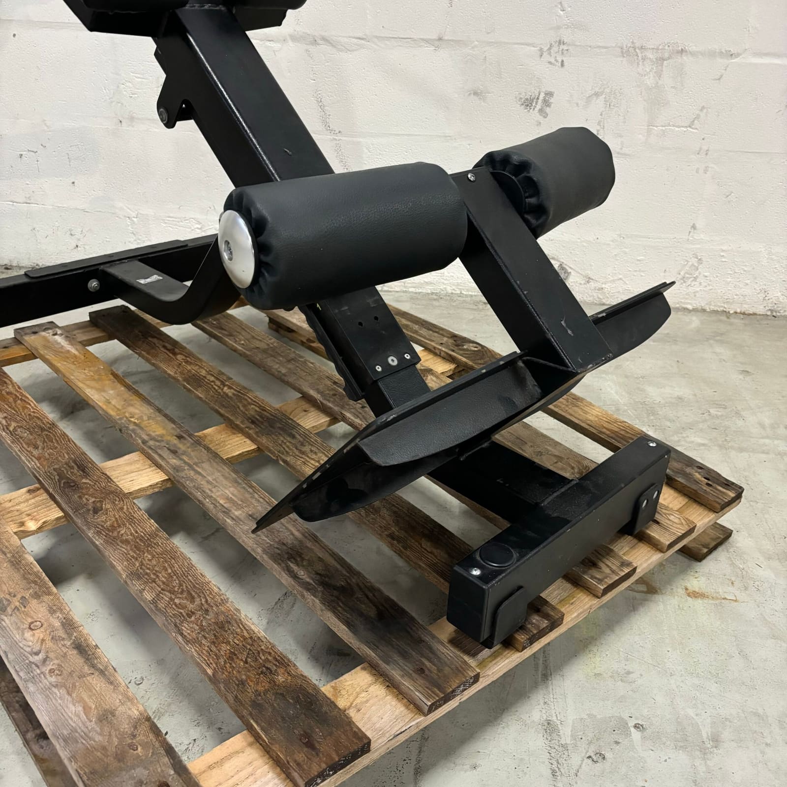 Technogym Pure Hyperextension Bench - foto 3